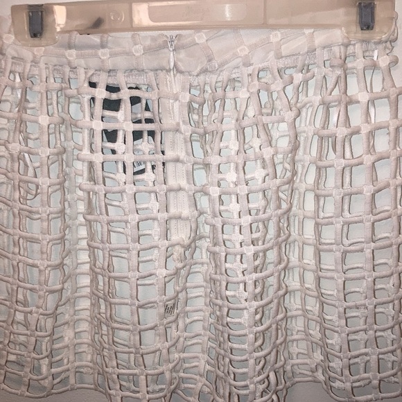 A 1Z45 by LF hollowed out Netted mesh skirt - Picture 6 of 6